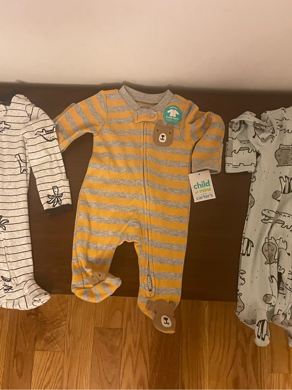 Carter child of mine Footed 3 One-Piece onesie two way zipper NWT / VEUC NB lot